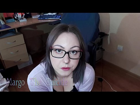 ❤️ Gabar Kacsan Oo Muraayad Leh Oo Kaamirada Si Qoto Dheer Ugu Nuugaysa Dildo ❤ anaga ❌️